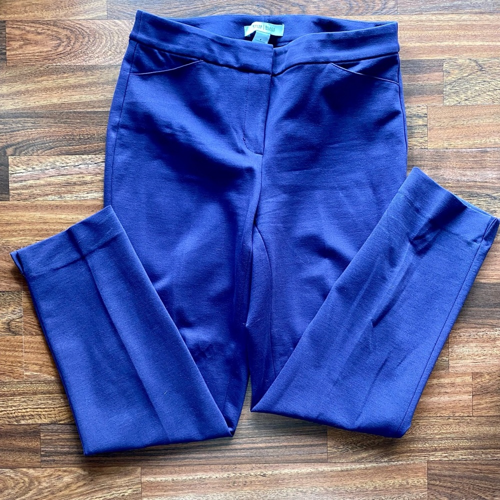 Purple ankle pants 💜gorgeous